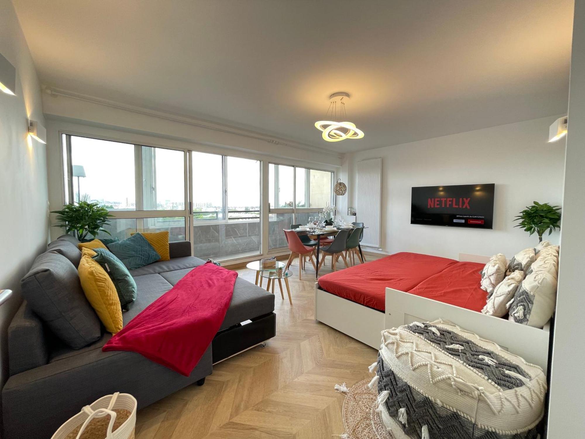 Paris Pantin Magnifique Appartement 4 Pieces De 108M2 Avec 2 Parking Interieur - Tres Cosy Pour 1 A 12 Personnes - Entierement Refait A Neuf Entire Apartment Luxurious And Warm - Pantin Paris 19 Eme Free Wifi Gratuit المظهر الخارجي الصورة