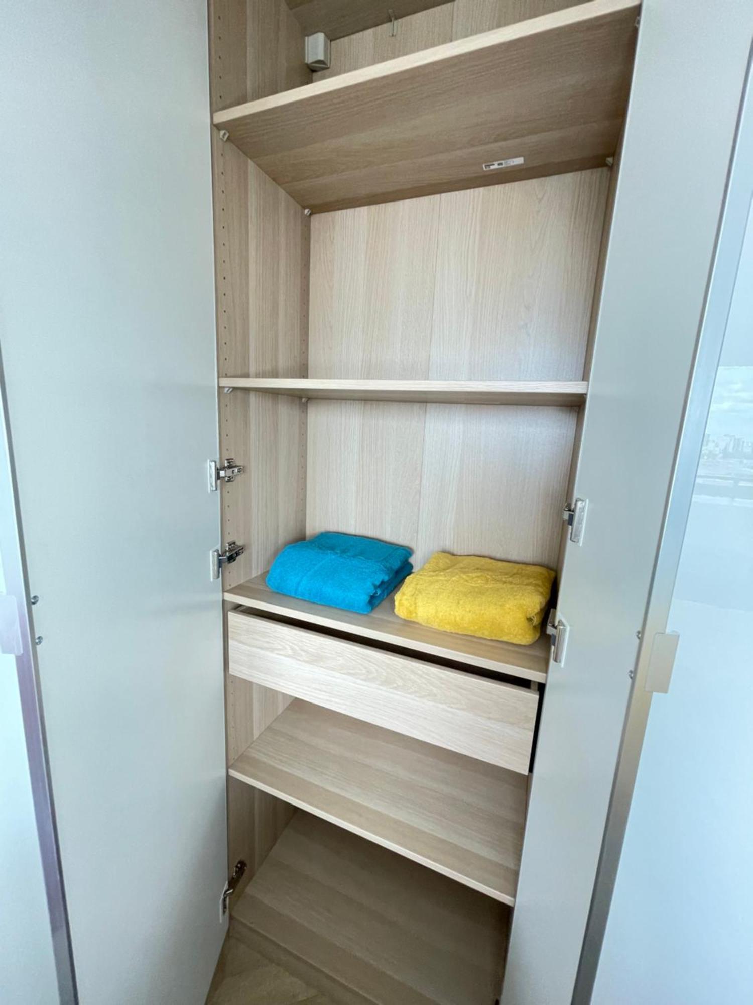 Paris Pantin Magnifique Appartement 4 Pieces De 108M2 Avec 2 Parking Interieur - Tres Cosy Pour 1 A 12 Personnes - Entierement Refait A Neuf Entire Apartment Luxurious And Warm - Pantin Paris 19 Eme Free Wifi Gratuit المظهر الخارجي الصورة