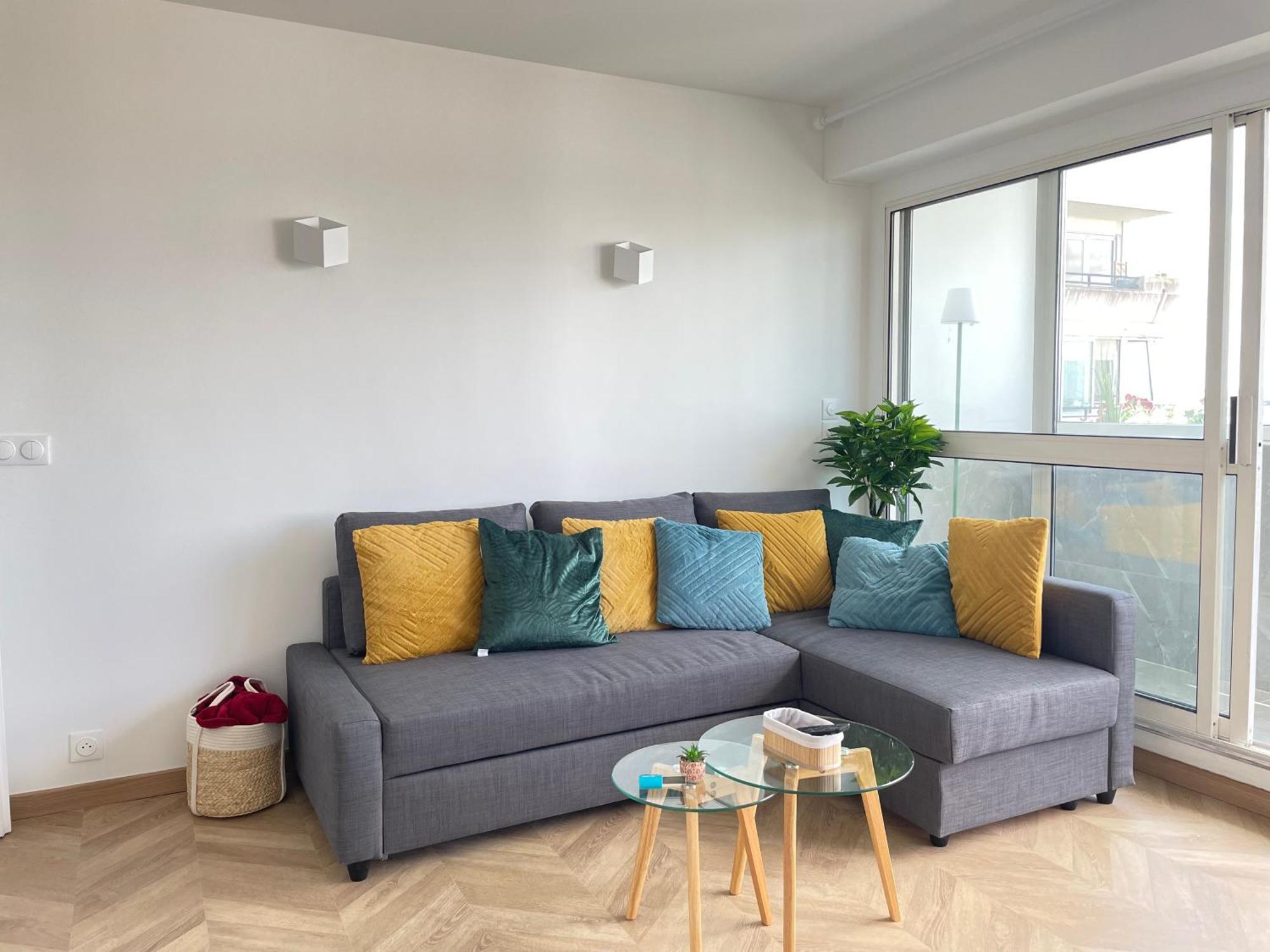 Paris Pantin Magnifique Appartement 4 Pieces De 108M2 Avec 2 Parking Interieur - Tres Cosy Pour 1 A 12 Personnes - Entierement Refait A Neuf Entire Apartment Luxurious And Warm - Pantin Paris 19 Eme Free Wifi Gratuit المظهر الخارجي الصورة