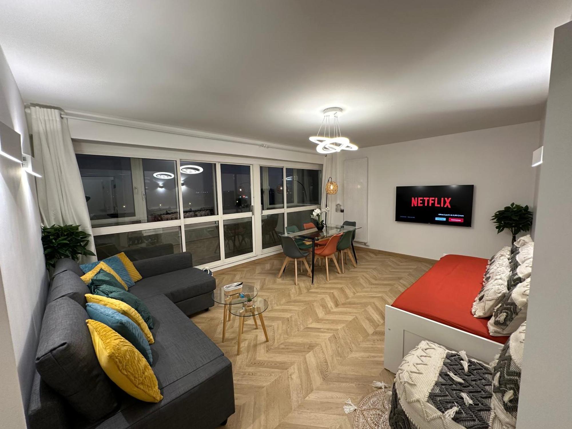Paris Pantin Magnifique Appartement 4 Pieces De 108M2 Avec 2 Parking Interieur - Tres Cosy Pour 1 A 12 Personnes - Entierement Refait A Neuf Entire Apartment Luxurious And Warm - Pantin Paris 19 Eme Free Wifi Gratuit المظهر الخارجي الصورة